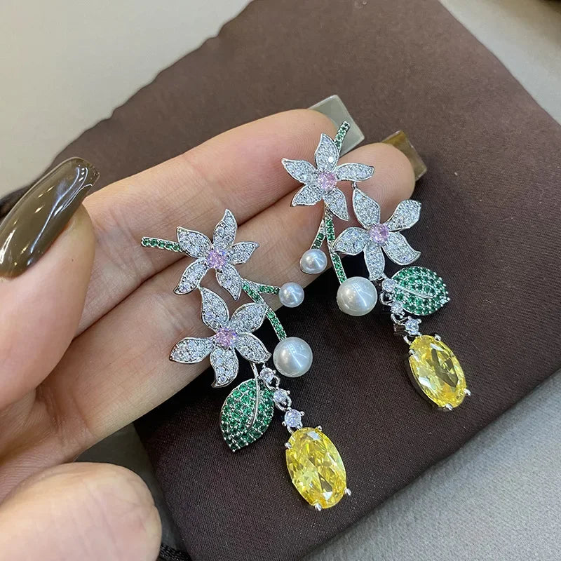 Long Yellow Crystal Earrings Women's Fashion Forest System Exaggerated Holiday Style Floral Drop Earrings Bridal Ear Jewelry